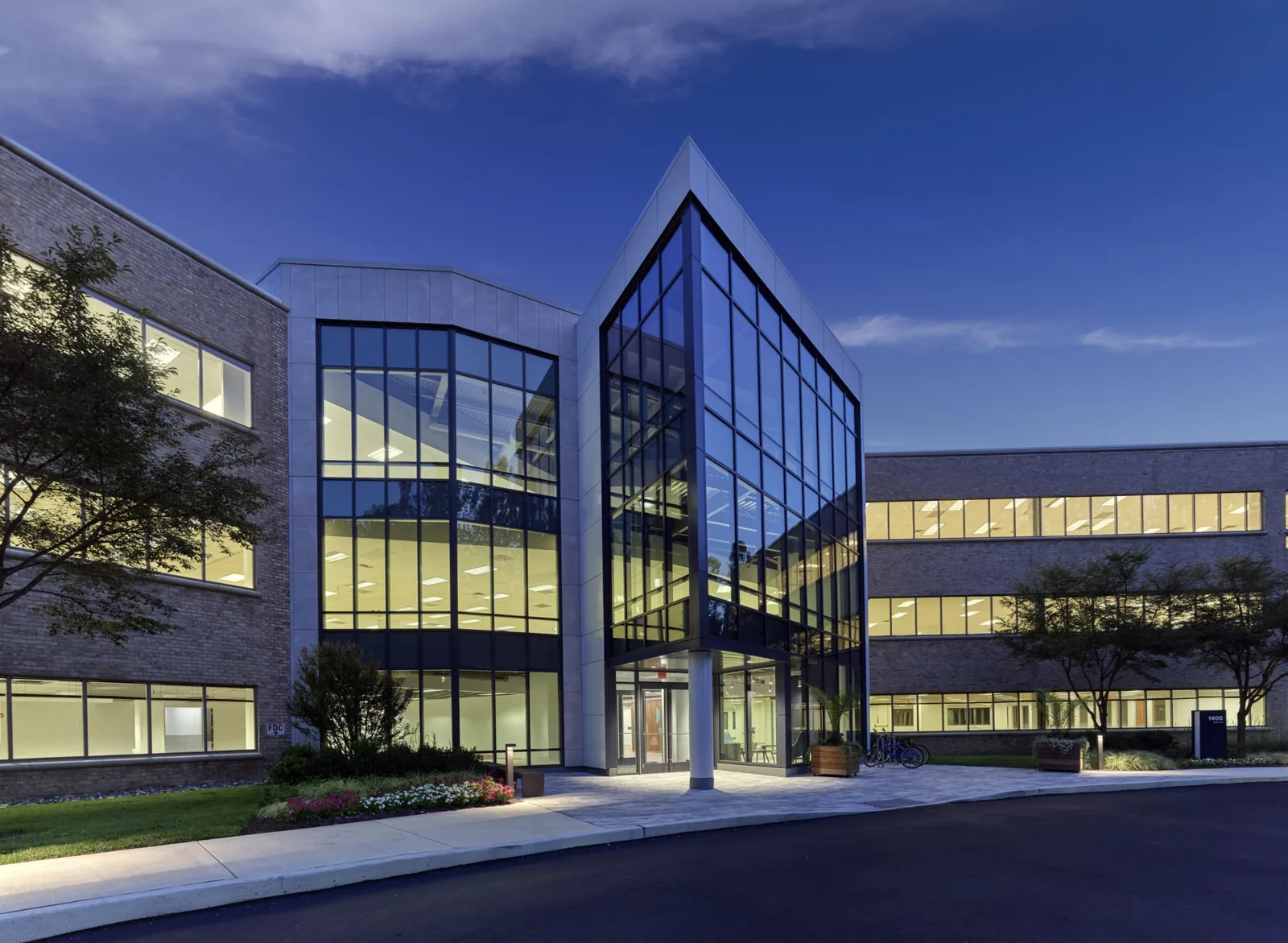 Commercial Office Building Roofing in Cedar Rapids, IA Commercial Office Building Roofing in Cedar Rapids, IA